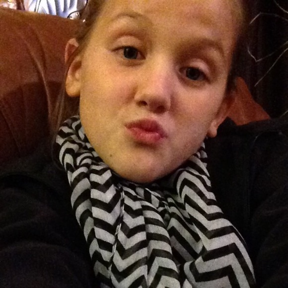 Profile Picture of Ashlyn Mcgee (@ashlynsmcgee_) on Poshmark