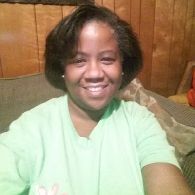 Profile Picture of Alicia Johnson Jones (@alimandajones) on Twitter