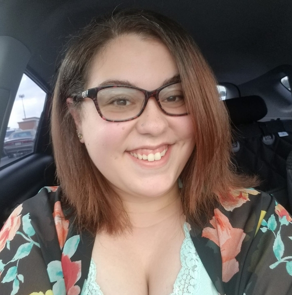 Profile Picture of Jessica Kemmerer (@trifarojessica) on Poshmark