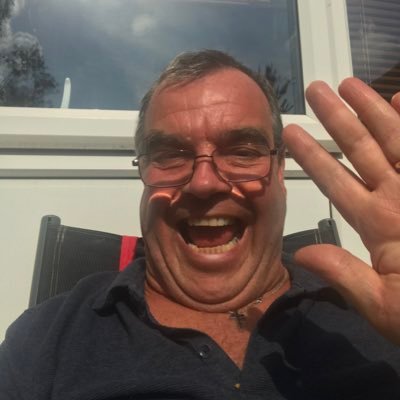 Profile Picture of Mark Lunt (@madlunty) on Twitter
