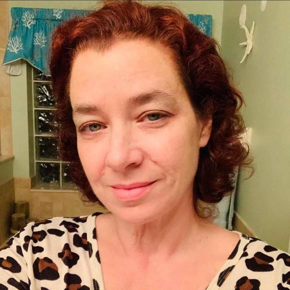 Profile Picture of Tullina Wambold (@hideaway2090) on Poshmark