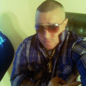 Profile Picture of Gilberto Villa (@honeybadger7100) on Twitter