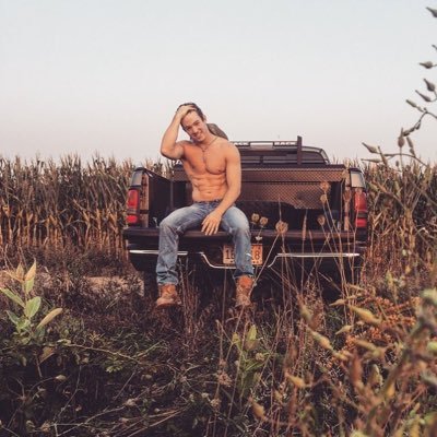 Profile Picture of Dan Westerman (@DannyBoi963) on Twitter