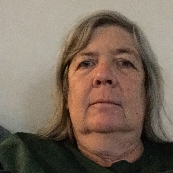 Profile Picture of Cathy Blevins (@cathy_blevins) on Poshmark