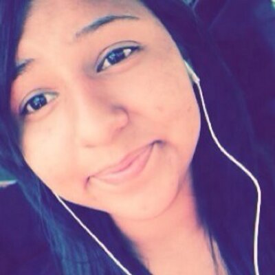 Profile Picture of Phoebe Garcia (@phoebegarcia14) on Twitter