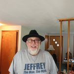 Profile Picture of Jeffrey Dull (@jeffreyl.dull) on Instagram