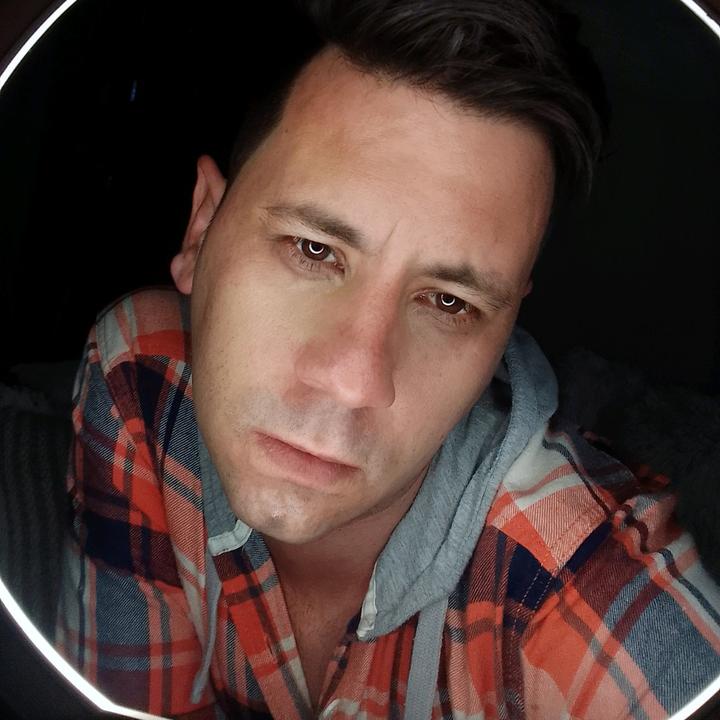 Profile Picture of Ryan Anthony Roake (@ryanroake) on Tiktok