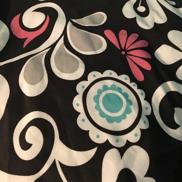 Profile Picture of Lyndsie Crouch (@lyndsie12134) on Poshmark