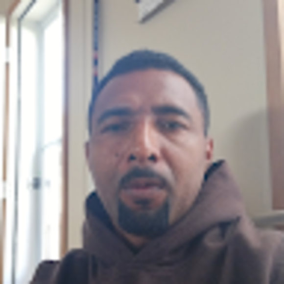 Profile Picture of Valentin cortez Silva (@vcs924) on Poshmark