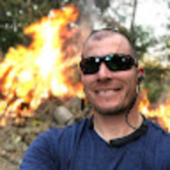 Profile Picture of Sean Judge (@seanjudge352) on Poshmark