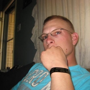 Profile Picture of Joseph Manaco (@crazyjoeisback) on Myspace