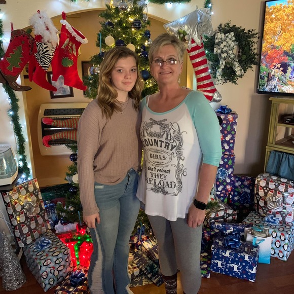 Profile Picture of Haley Sibley (@haley_sibley) on Poshmark