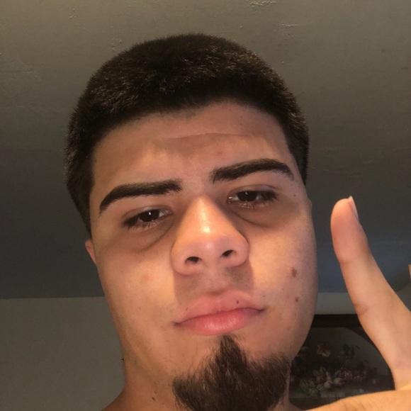 Profile Picture of Tony Sanchez (@tony585338) on Poshmark