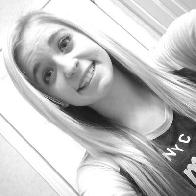 Profile Picture of Autumn Dillon (@Nicks_girl_9) on Twitter
