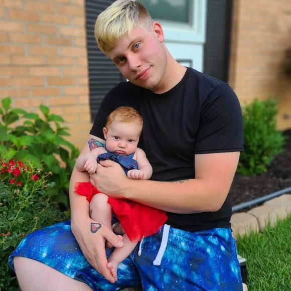 Profile Picture of Eric Attebery (@ericattebery) on Poshmark