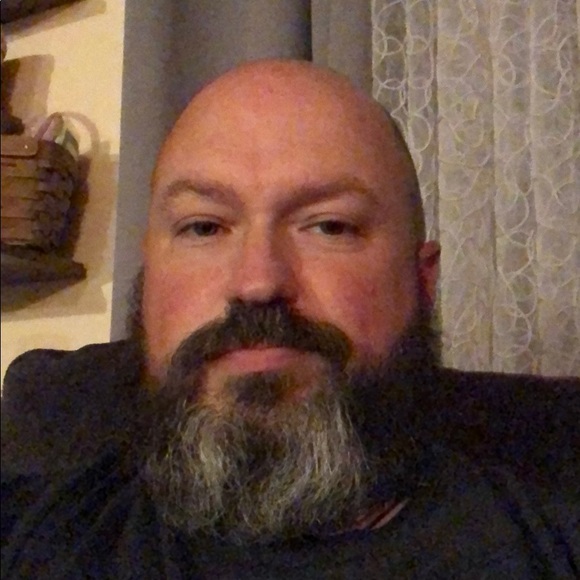 Profile Picture of James Fain (@hager_fain) on Poshmark