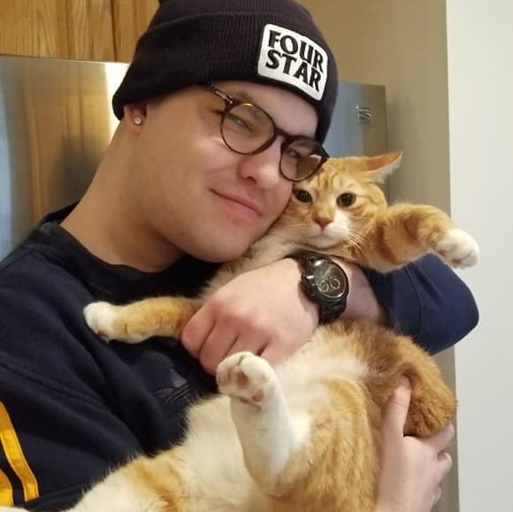 Profile Picture of George Prewitt (@gwillypdawg) on Poshmark