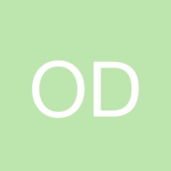 Profile Picture of Obsa Dori (@obsadori) on Poshmark