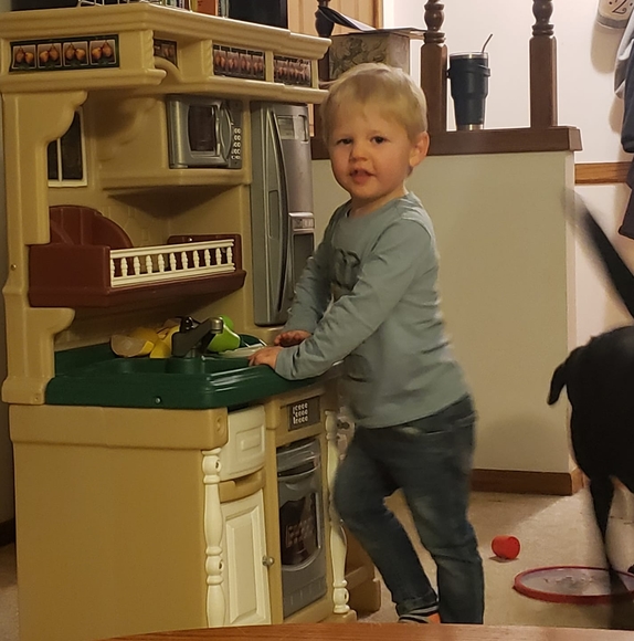 Profile Picture of Renee Ziegler (@remiller5693) on Poshmark