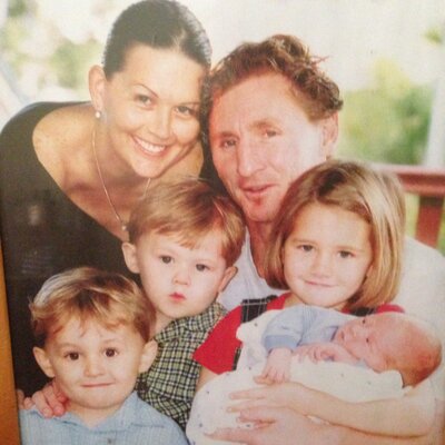 Profile Picture of Melissa Lambert (@mellielambert) on Twitter