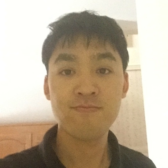 Profile Picture of Garrick Yu (@gyu04) on Poshmark