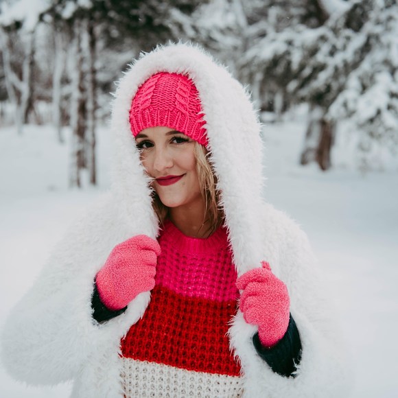 Profile Picture of Brittiny Heusman (@brittinyheusman) on Poshmark