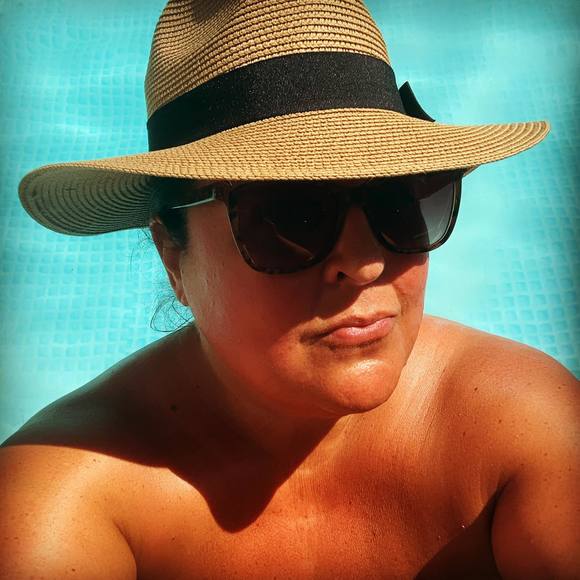 Profile Picture of Jennifer Stenard (@jstenard) on Poshmark