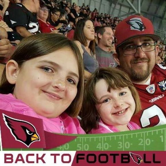 Profile Picture of Steve Pool (@srpool72) on Poshmark