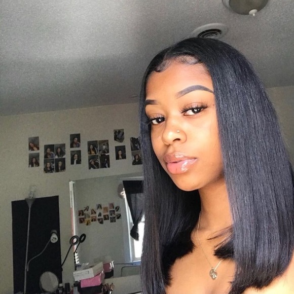 Profile Picture of Shanice Thomas (@shanicethoma108) on Poshmark