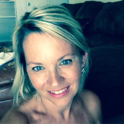 Profile Photo of Carol Melton (@carolsymes1) on Twitter