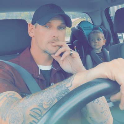 Profile Picture of Chris Custer (@ccuster1986) on Twitter