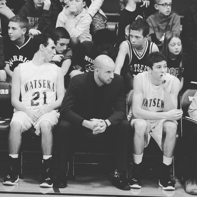 Profile Picture of Eric Starkey (@CoachStarkeyGRS) on Twitter