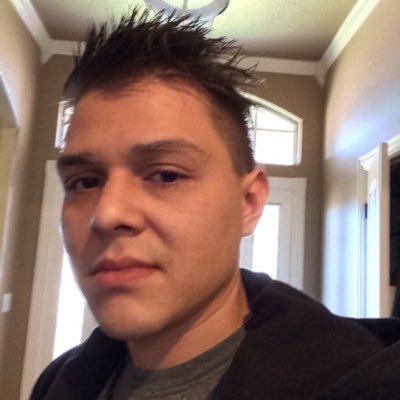 Profile Picture of Zachary Charles Heim (@@CharleyHu5tle) on Twitter