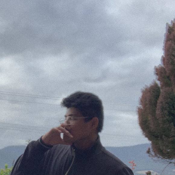 Profile Picture of John lorenz Irog (@irog_johnlorenz) on Poshmark