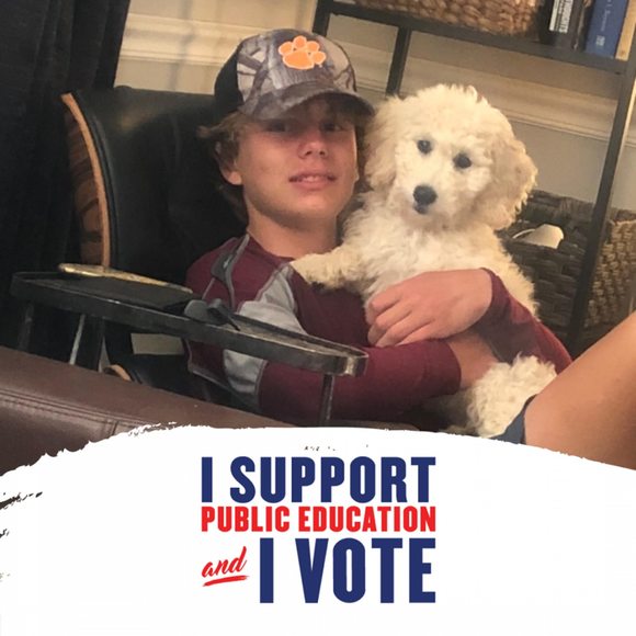 Profile Picture of Wendi Bojanowski (@wendibojanowski) on Poshmark