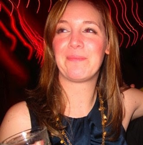 Profile Picture of Paige Goudey (@paigegoudey) on Poshmark