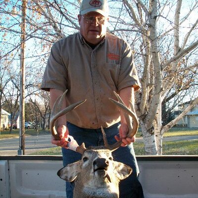 Profile Picture of Mike Jelle (@magmikey) on Twitter