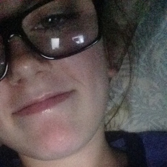 Profile Picture of Dylan Klingler (@dylanmk) on Poshmark