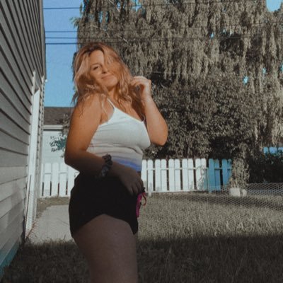 Profile Picture of Katie Hamby (@katiehamby13) on Twitter