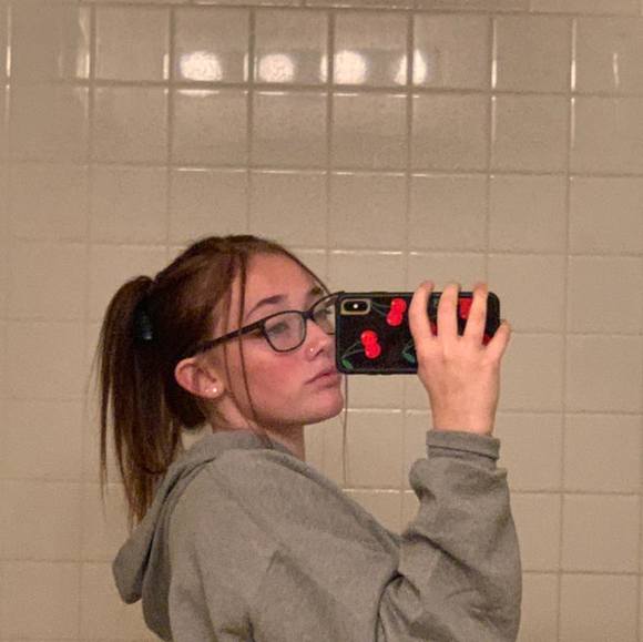 Profile Picture of Kylie-ann Nickell (@k_nickell) on Poshmark