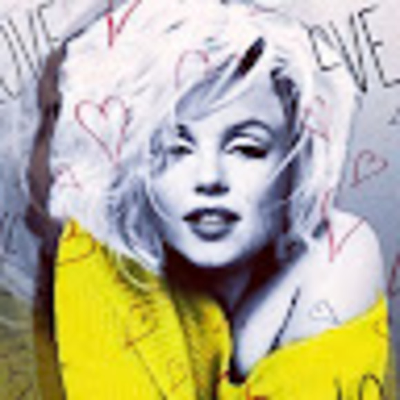 Profile Picture of Jackie Sorok (@jackiesorok) on Poshmark