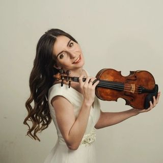 Profile Picture of Diana Adamyan (@dianaadamyanviolinist) on Instagram