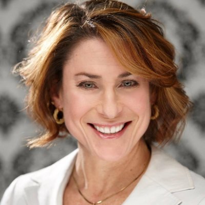 Profile Picture of Linda Raymond - William Raveis Real Estate (@LindaSRaymond) on Twitter