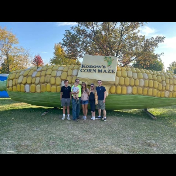 Matthew Habada - Poshmark Profile Picture of Matthew Habada (@matthewhabada) on Poshmark