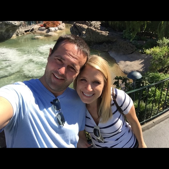 Profile Picture of Laci Hansen (@lacihansen) on Poshmark