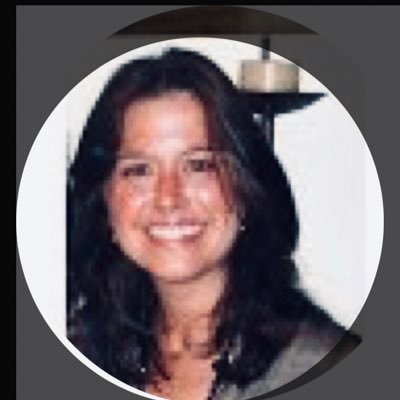 Profile Picture of Lisa Bridges (@lisab093) on Twitter