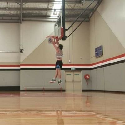 Profile Picture of David R (@DavidReinecke3) on Twitter