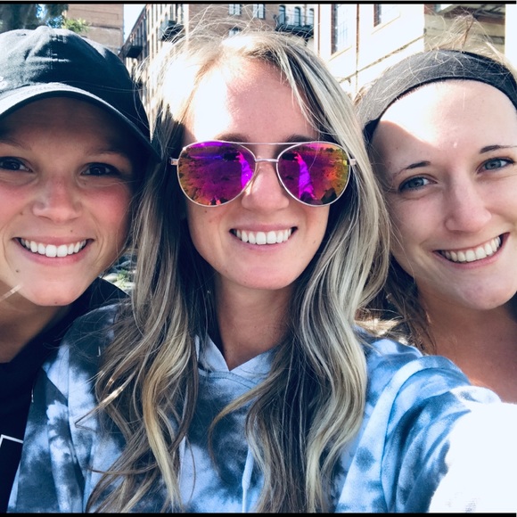 Profile Picture of Whitney Reese (@wtreese) on Poshmark