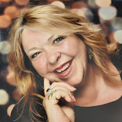 Profile Picture of Tarot With Tilly (@TarotWithTilly) on Youtube