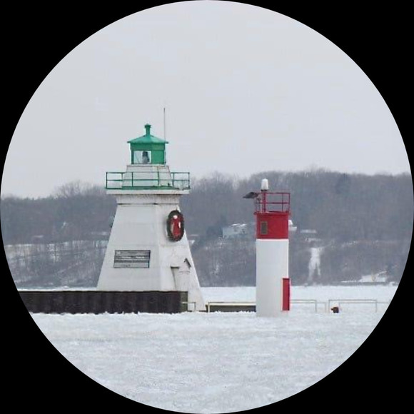 Profile Picture of Janice Lackie (@janicelackie) on Poshmark